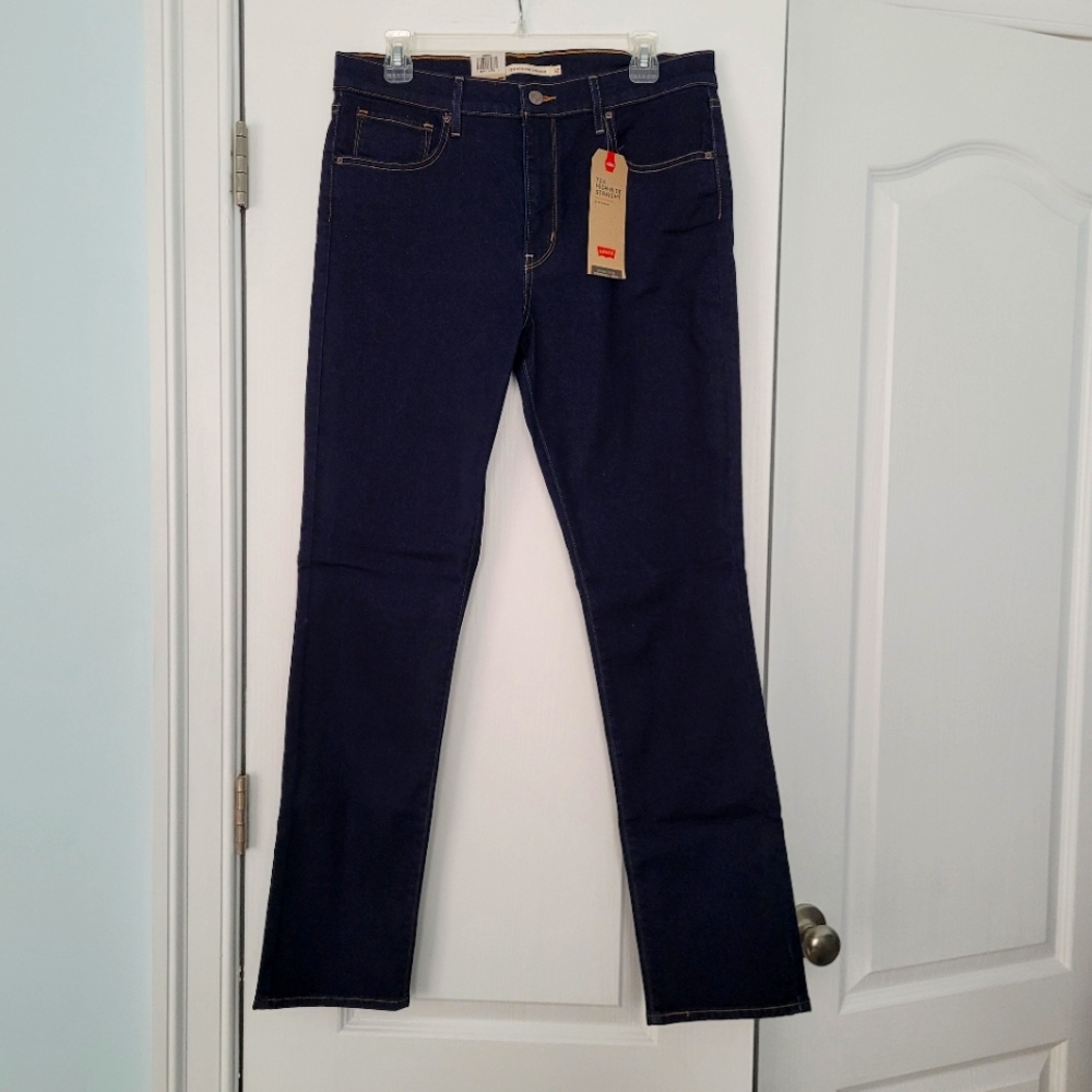 Levi's 724 jeans